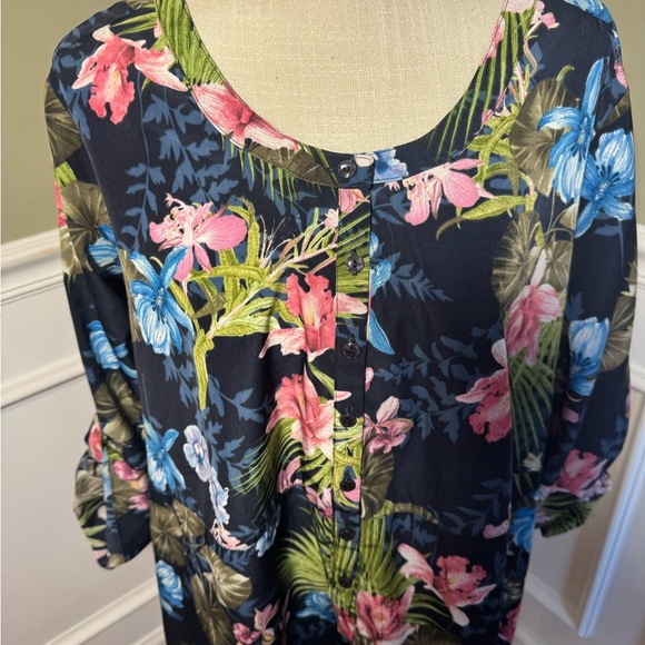 Roamans Plus Size Blouse size large navy with‎ tropical print - Picture 6 of 7